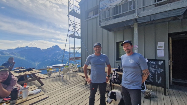 Des Rangers viennent jouer les médiateurs de la nature dans les montagnes chablaisiennes